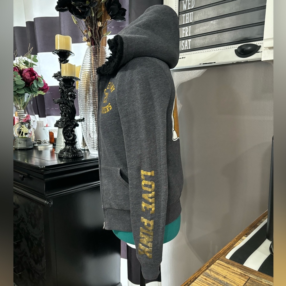 PINK Victoria’s Secret Green Bay packers faux fur lined bling hoodie - Picture 5 of 15